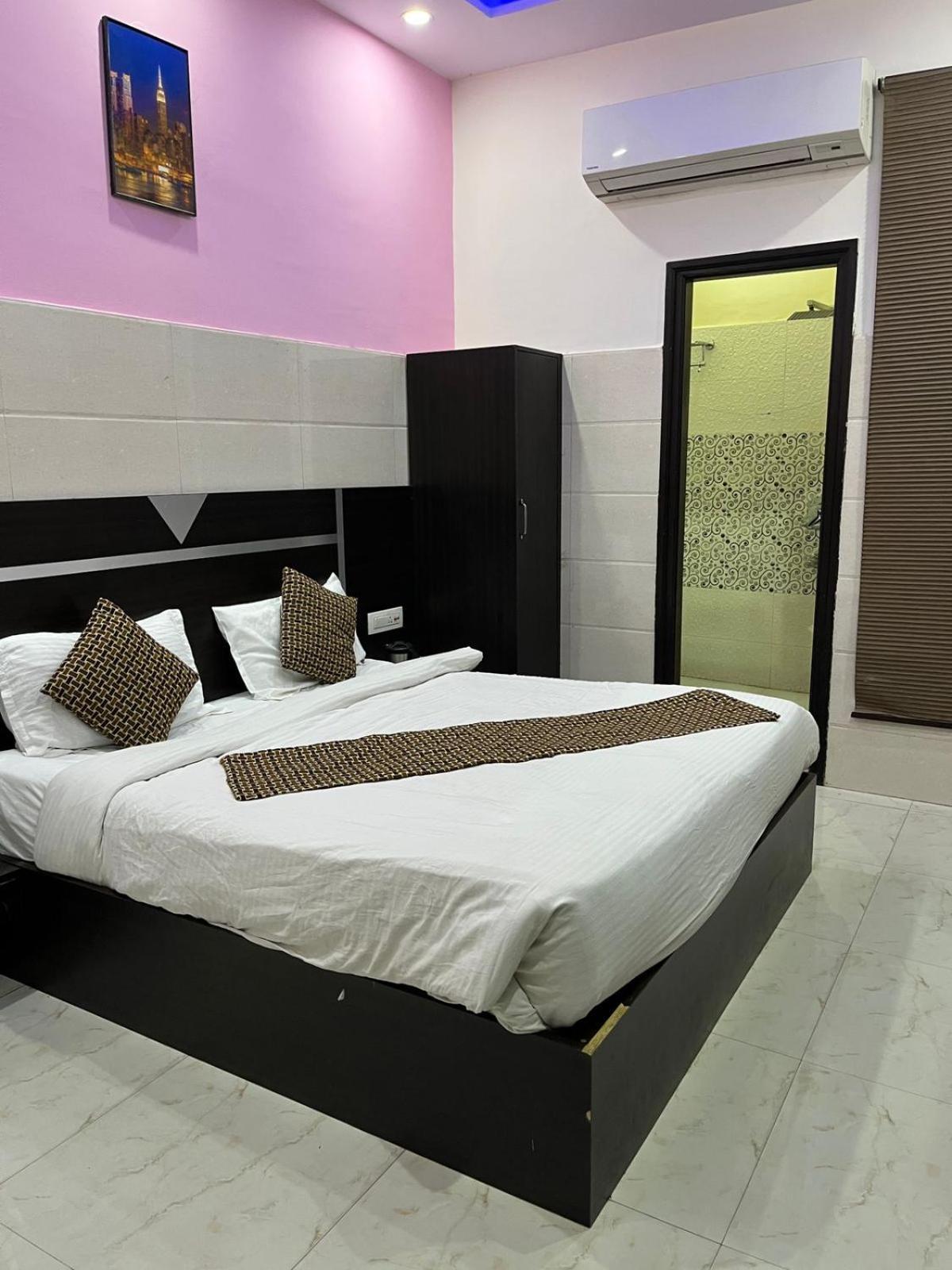 One Earth City Pearl Amritsar Exterior photo